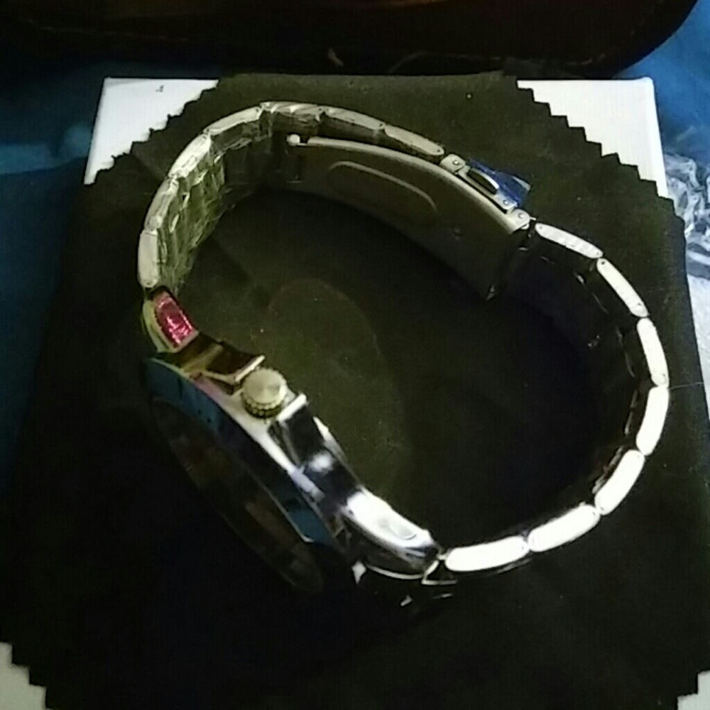 🎀Watch - Picture 4 of 6